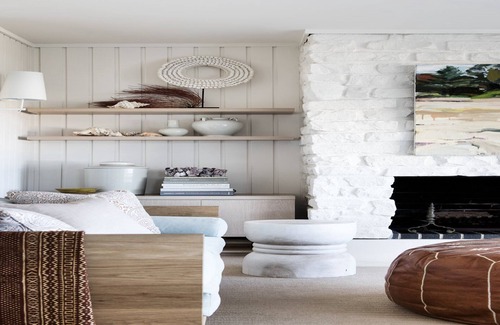 North Avoca House | Absolute beachfront home with log fire