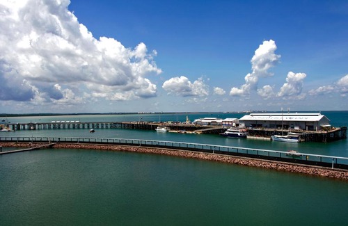 Darwin City Centre Apartment | Absolute Waterfront - Tropical Aurora Top Floor Over The Water