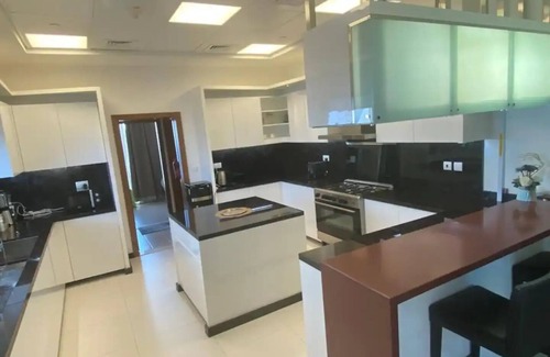 Abu Dhabi Apartment | ABU-PEN Abu Dhabi Penthouse