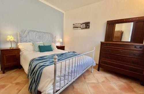 Casanova Lerrone House | [AC & Garden] Olive Grove Oasis