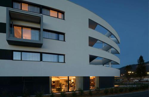 Saint-Julien-en-Genevois Hotel | AC Hotel by Marriott Saint-Julien-en-Genevois