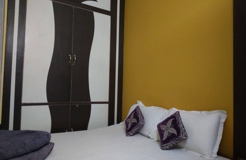 Gaya Hotel | AC room at Hotel Viraat Inn(near Gaya Railway Station)