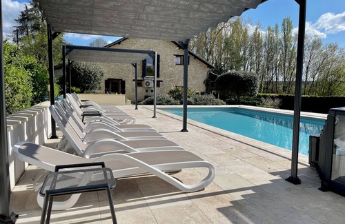 Thenac Villa | ACABANES Luxury villa with heated pool, 20 min Bergerac airport, 5m Vigiers golf
