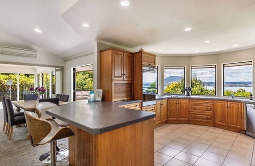 Acacia Bay House | Acacia Bay Views - Large Family Home with Stunning Views