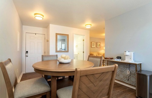Trenton Apartment | Acadia Basecamp | Walk to Lobster House, Coffee, Bakery | 1 Gig Wifi (APT1)