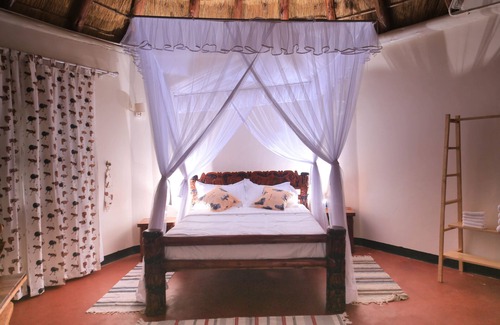 Kitgum Cabin | Acaki Lodge Kitgum