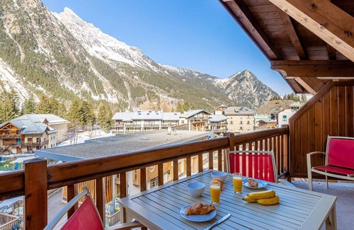 Pralognan-la-Vanoise Condo | Accès télésièges! Bel appartement cosy pour 6