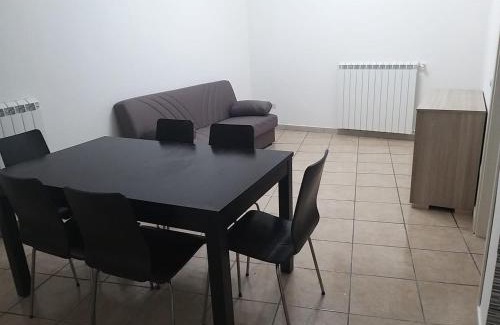 Pontecorvo Apartment | Accanto all'autostrada al centro tra Roma e Napoli