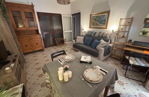 Quartiere XX Ardeatino Apartment | Accogliente Appartamento Roma