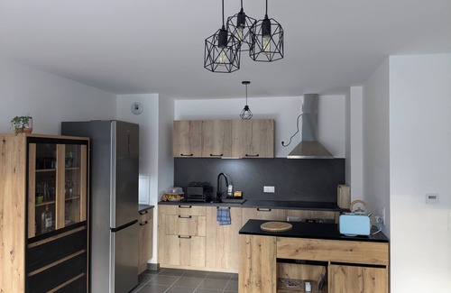 Verneuil-sur-Seine Apartment | Accommodation Verneuil 2024