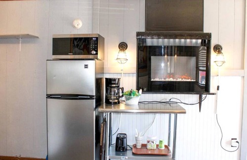 Howard Other | Accommodation ∙ 1 bedroom ∙ 2 guests