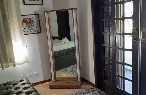Cajuru House | Accommodation 700 meters from the Botanical Garden