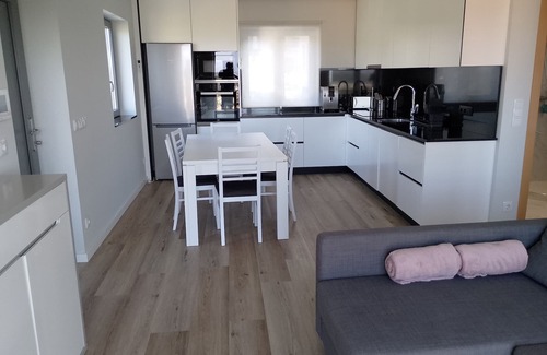 Braga Apartment | Accommodation in house with shared pool, 10mn from Braga. Weekly rental