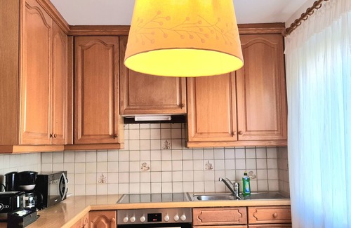 Munchen District Apartment | Accommodation Nomad Gold