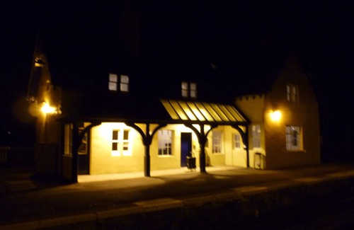 Helmsdale House | Accommodation on a working railway station