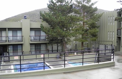 North Park City Condo | Accross the street from the lifts