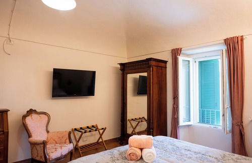 Moncalvo Bed & Breakfast | ACERO ROSSO