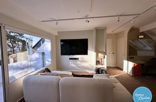 Rovagny House | Acmé - villa with panoramic lake view.
