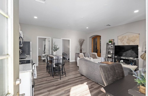 Fellowship Apartment | Acorn Apartment @ Little Tree Farm