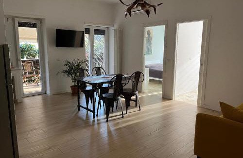 Cinecitta Apartment | Acquedotti apartment with garden