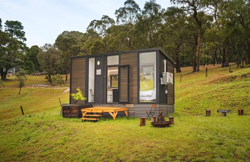 Kangaroo Ground House | Acre Away by Tiny Away