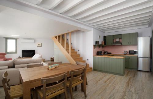 Megas Yialos-Nites Villa | Acron Andros - 3 Bedroom Villa with Private Pool