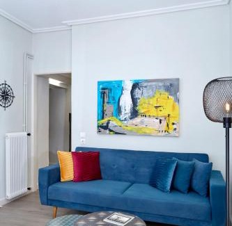 Anafiotika Apartment | Acropolis 2BD Private Entrance Apt
