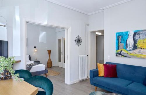 Anafiotika Apartment | Acropolis 2BD Private Entrance Apt