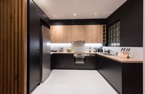 Athens City Centre Apartment | Acropolis Panoramic View Deluxe Apartment next to metro