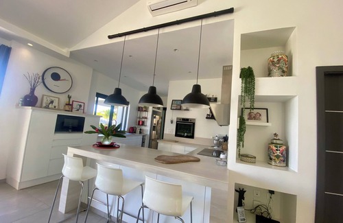 Bellevue Villa | Ad cancelled.
