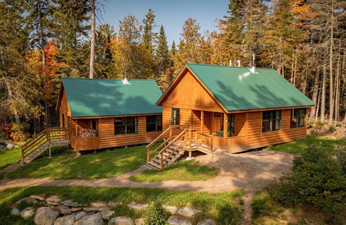 Monson House | ADA Cabin, Queen Bed, Double Bed, Private Bath