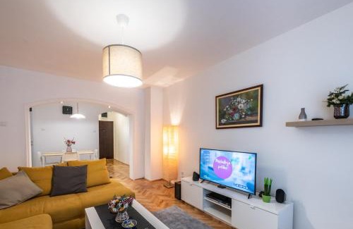 Cukarica Apartment | Ada City Break