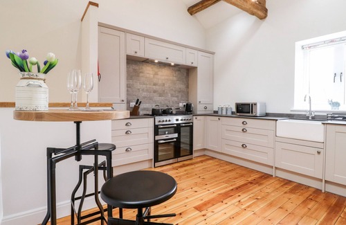 Kendal House | ADA’S HIDEAWAY, pet friendly, with open fire in Sizergh, Cumbria