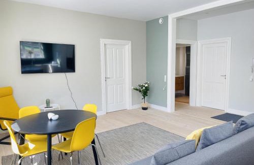 Aalborg Apartment | aday - 2 bedroom with modern kitchen and free parking