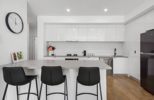 Shellharbour Apartment | Addisons Escape A Breezy Beachfront Beauty