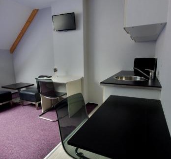 Karlin Hotel | Adeba Hotel