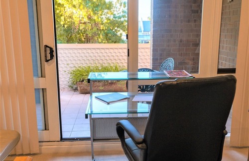 North Adelaide House | Adelaide Style Accommodation - LOCATION- In elite North Adelaide - Walk to City