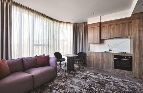 Coburg Hotel | Adina Apartment Hotel Melbourne, Pentridge