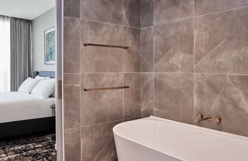 Coburg Hotel | Adina Apartment Hotel Melbourne Pentridge