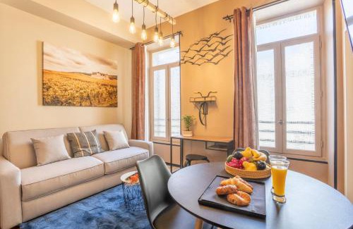 Opera Apartment | ADIRA Résid'Marseille Vieux-port 2 étoiles