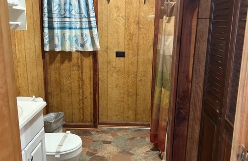 Eckerty Cabin | Adjoining Cabin 7A located on Patoka Lake in Southern Indiana