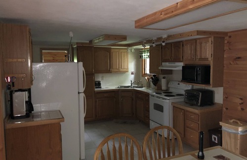 Croghan House | ADK Retreat w/Kayaks, Direct Snowmobiling&ATV Trails, Hiking, Swimming, WiFi