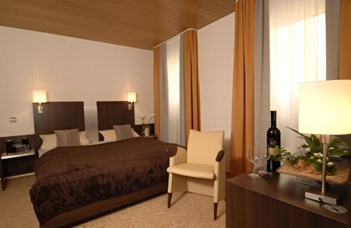 Nellingen Hotel | Adler Hotel Garni