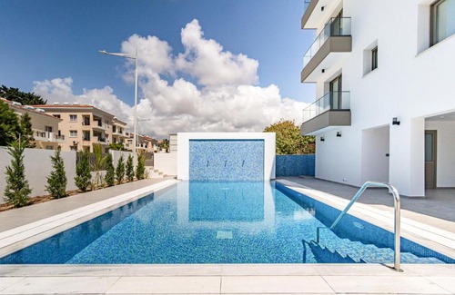 Universal Apartment | Adolina Apartments by Ezoria Villas