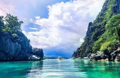Coron Bed & Breakfast | Adora's Place - Signature Room