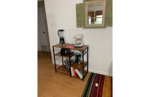 Gainesville House | Adorable 2 Bedroom 1 Bath Duplex