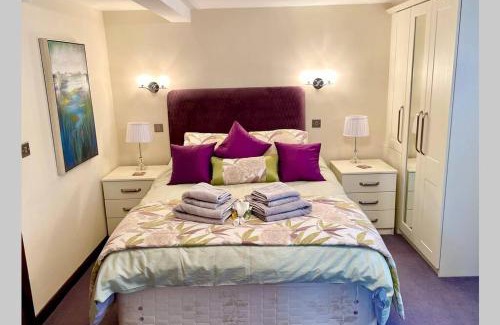 Iverley House | Adorable 2 bedroom countryside guesthouse