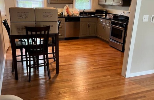 Grayslake House | Adorable 2-bedroom home near downtown Grayslake!