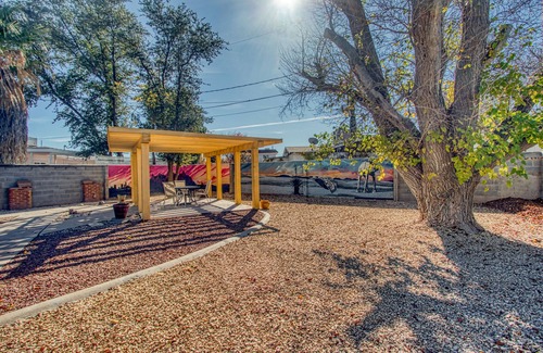Las Cruces House | Adorable 2 BR at the heart of town!