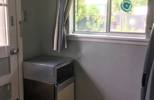 Colorado Springs House | Adorable Artsy Small House in Prime Location for Solo Travelers or Couples